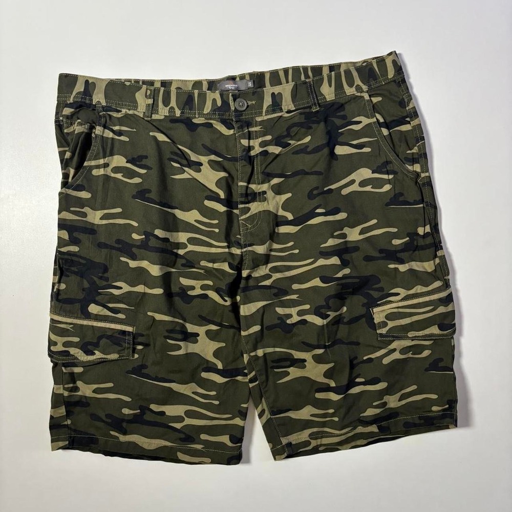Mountain Ridge Camo Cargo Shorts - 44